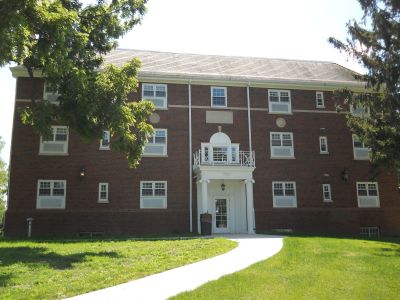 Grunzenhauser Hall Exterior